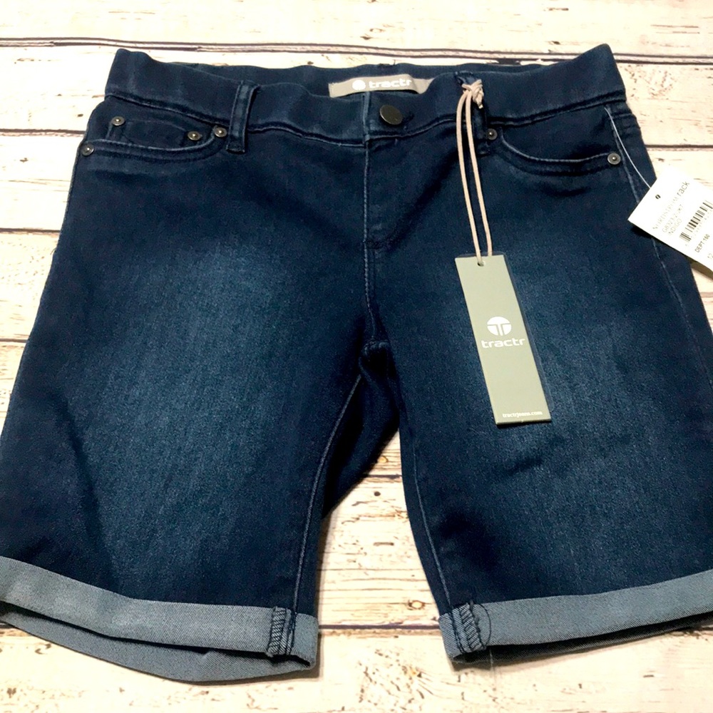 Mid length shorts